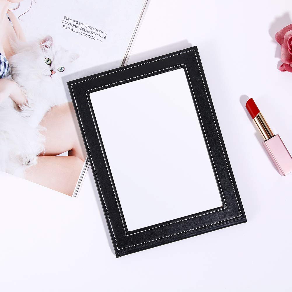 Belle Mirror