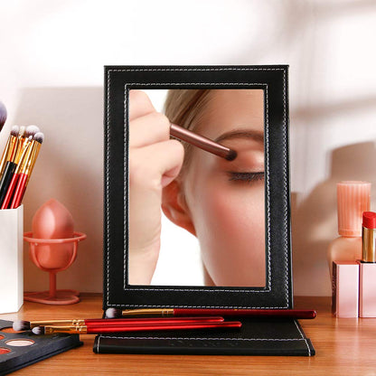 Belle Mirror