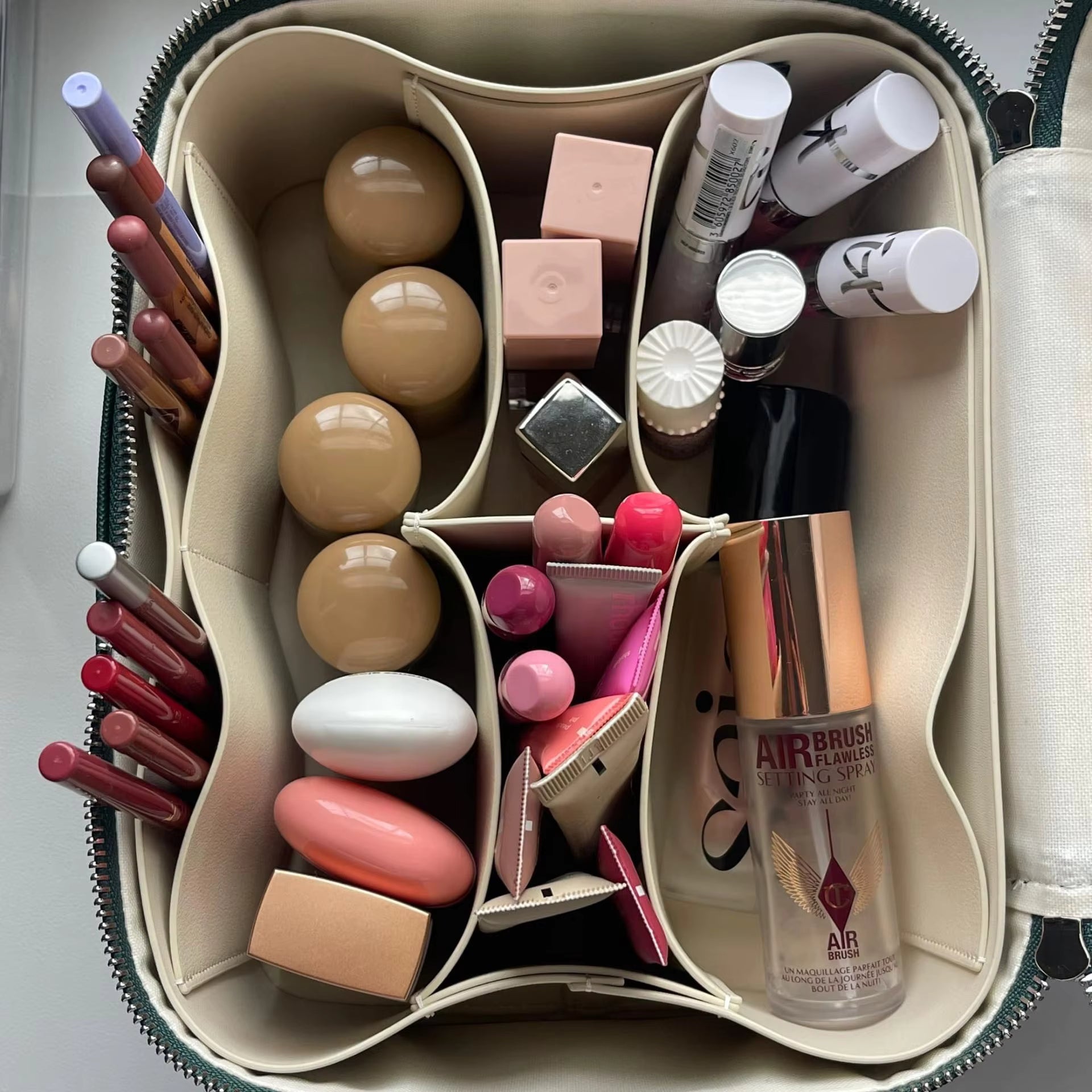 Belle Vault® Mini Vanity Case