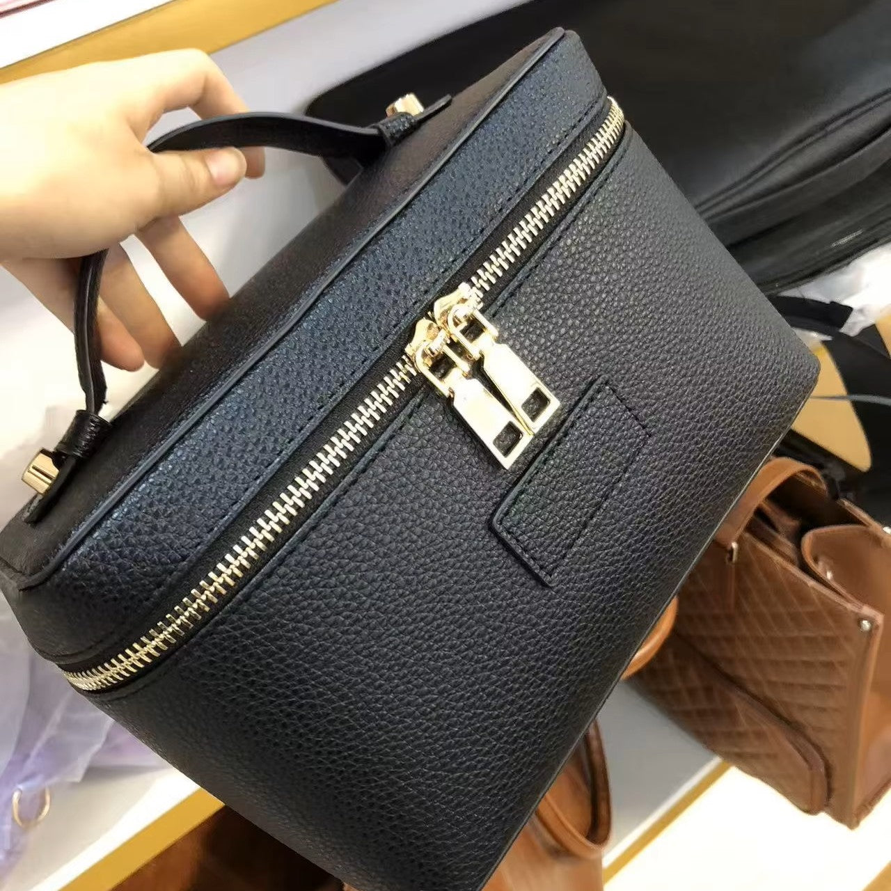 Belle Iconic – BelleVault