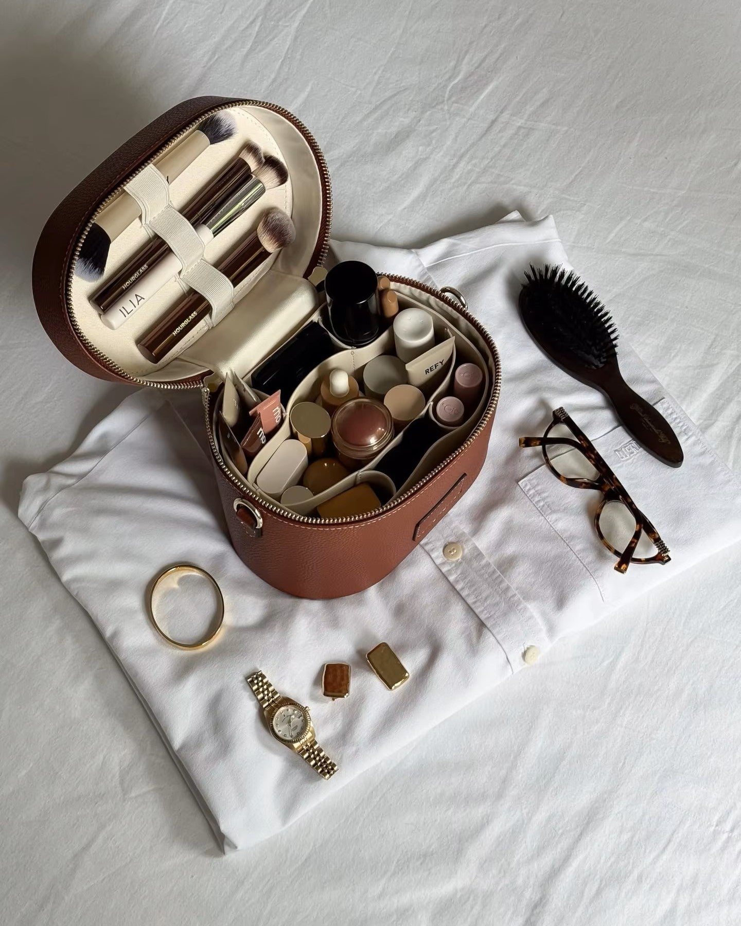 Belle Vault Vanity Case